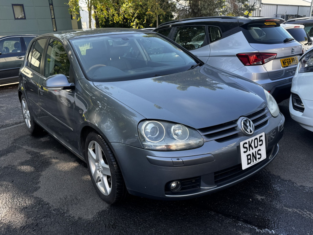 2005 Volkswagen GOLF